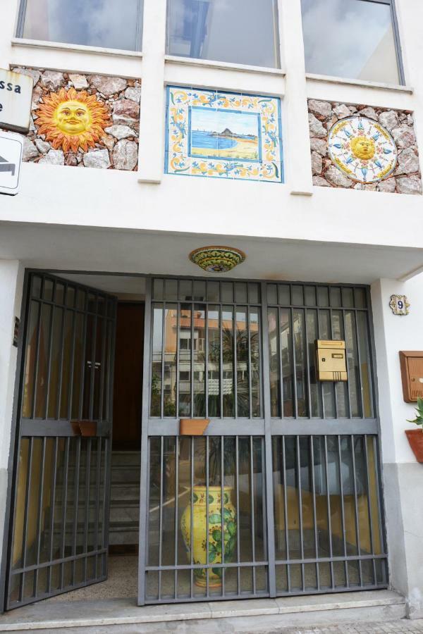 Mechome Apt Taormina Bagian luar foto